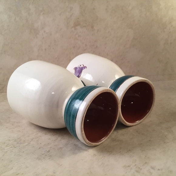 Handpainted Pair of Egg Cups 2 - Picture 4 of 4